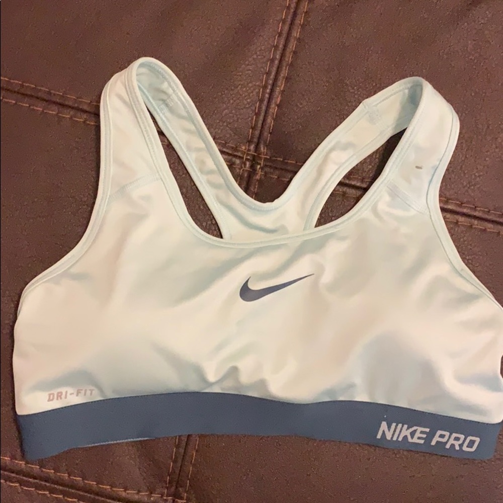 Nike Pro sports bra
